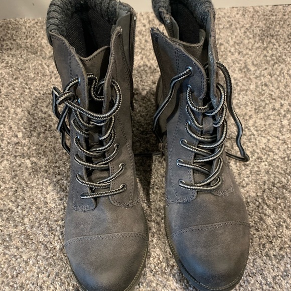 Winter Boot - Picture 2 of 3